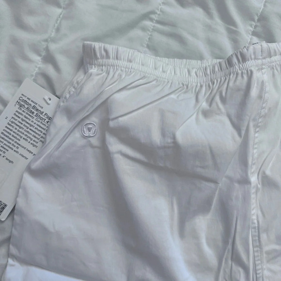 🆕🤍 Lululemon Cotton Blend Poplin High Rise Shorts - White - Picture 8 of 9